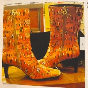 ICON “The Kiss” design by Gustav Klimt boots